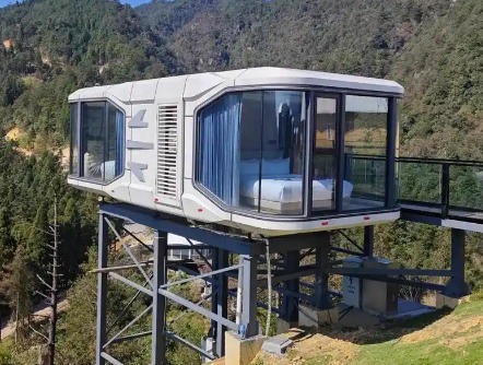 湖北乐分保太空舱民宿运营需注意哪些要点？如何提升客群体验？